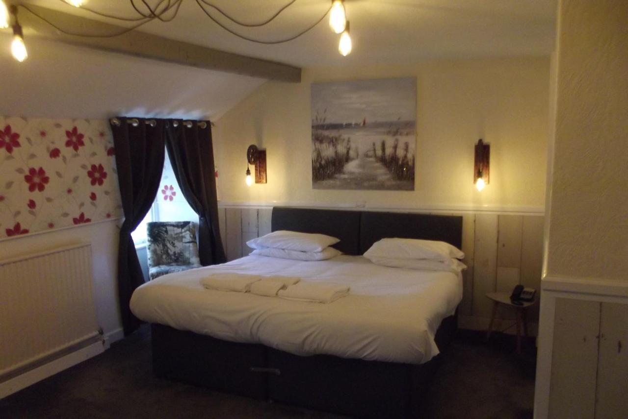 The Liverpool Arms Hotel بوماريس المظهر الخارجي الصورة