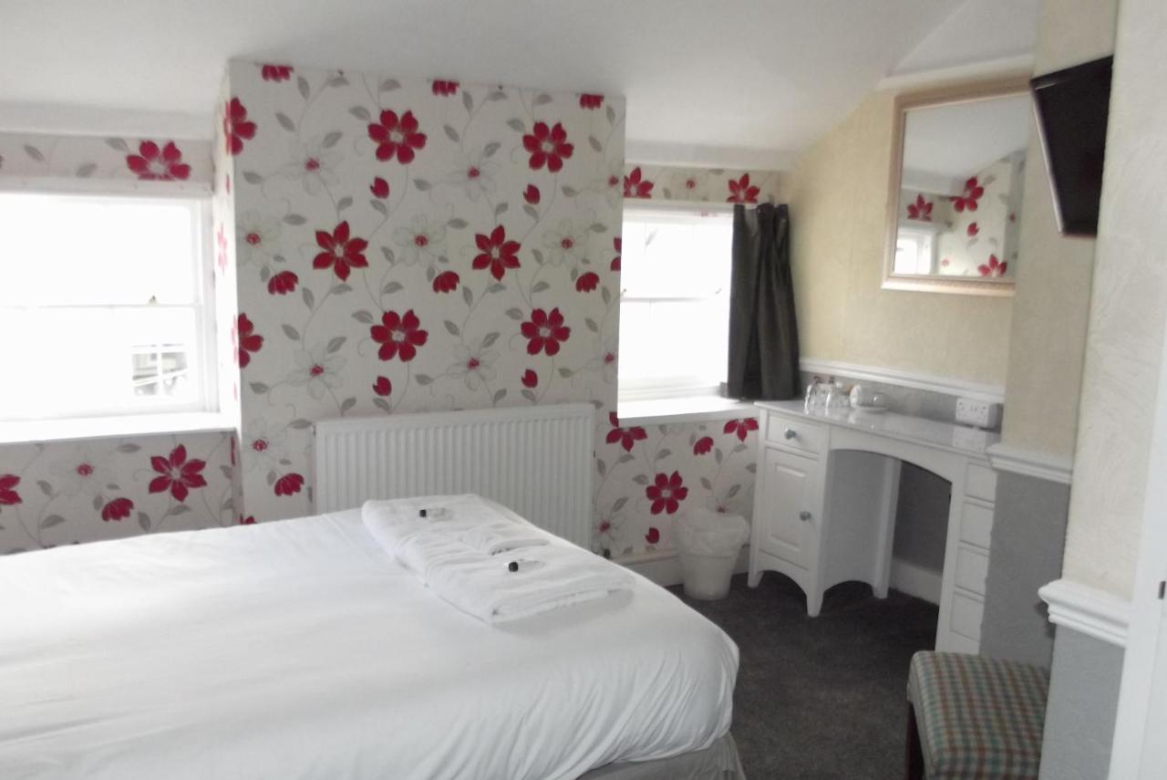 The Liverpool Arms Hotel بوماريس المظهر الخارجي الصورة