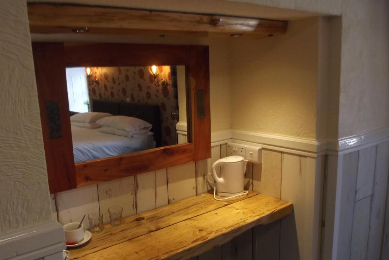 The Liverpool Arms Hotel بوماريس المظهر الخارجي الصورة
